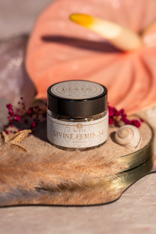 DIVINE FEMININE RAPÉ